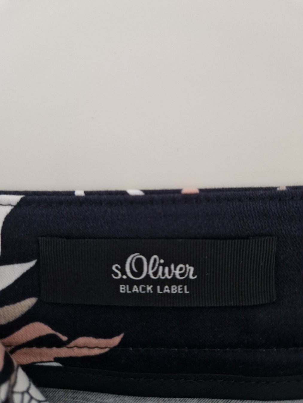 S.Oliver Pantaloni: Elegante Hose S. Oliver – Usato da Wettingen venduto da kruemi 4
