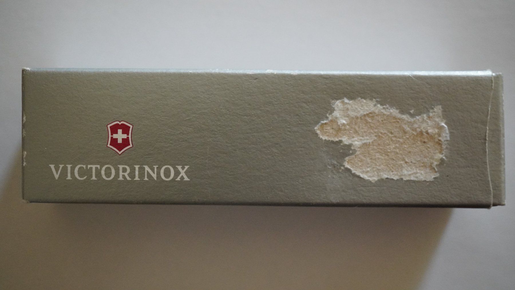Victorinox Coltelli tascabile: Viktorinox Huntsman White Fule Hung Thun – Nuovo e nell'imballaggio originale da Worb venduto da worb01 4