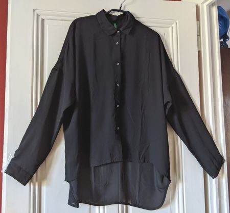 BENETTON : Blouse noire sobre et stylée, oversized, M-L-XL