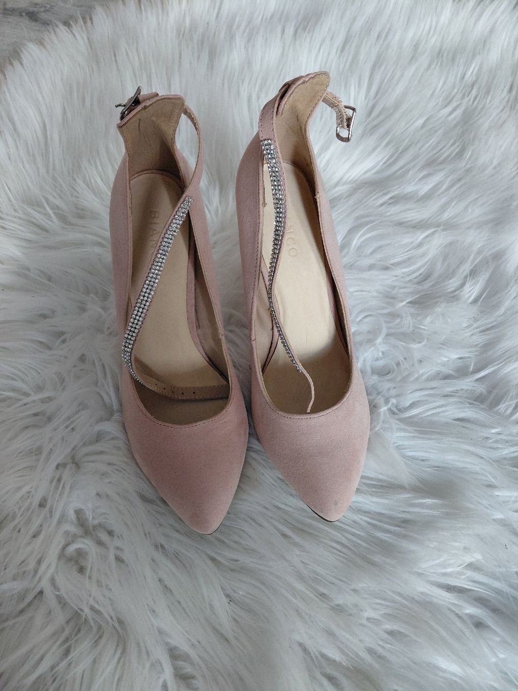 Scarpe da donna: Riemchensandalen mit Strass – Nuovo (secondo la descrizione) da Obermumpf venduto da Eje_2g5h
