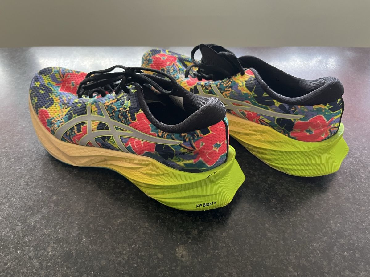 Asics Chaussures hommes: ASICS Laufschuhe Herren – D'occasion à Basel par oosummerrainoo 3