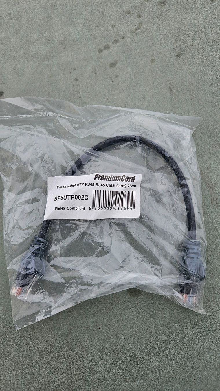 Cavi: PremiumCord Patchkabel Cat.6 UTP (25cm) neu – Usato da Môtier (Vully) venduto da K.U.M.