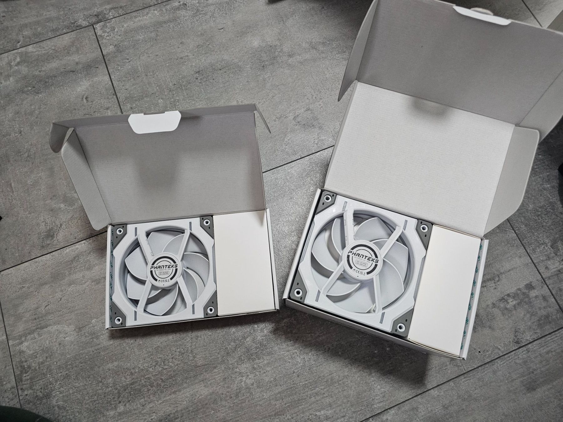 Ventilatori: Phanteks D30-120 RGB White Fan - Regular – Usato da Klingnau venduto da PaddyTurakama 3