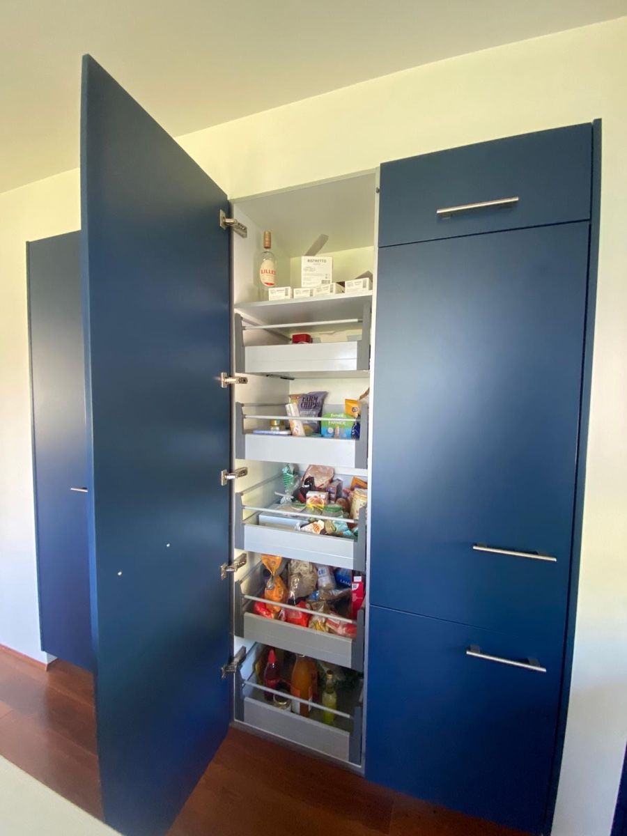 V-Zug Cucine complete: Küche mit Insel inkl. Geräte – Usato da Täuffelen venduto da valdete1987 2