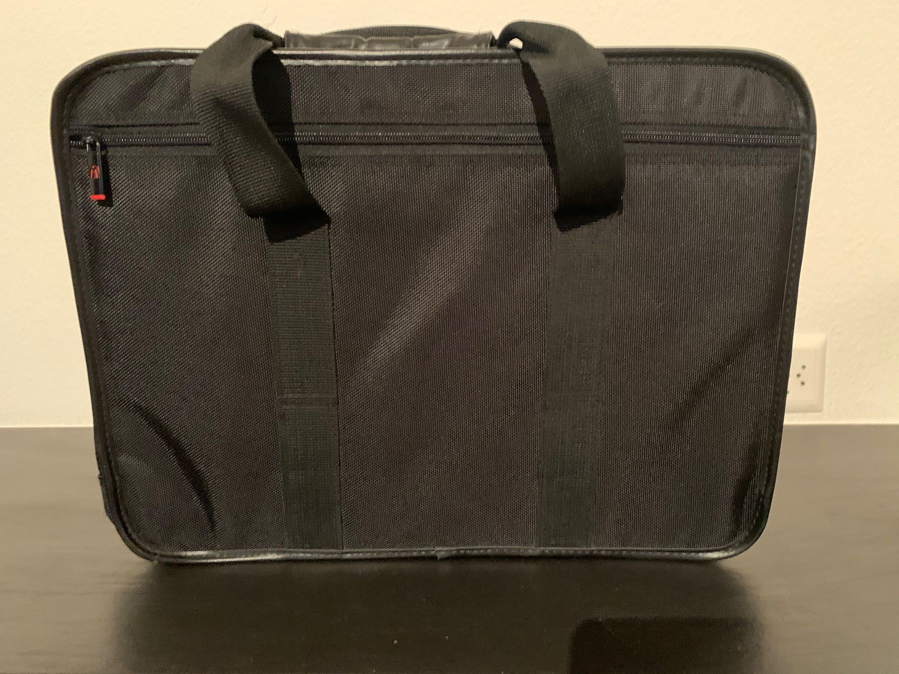 Borse: Monolith Laptoptasche - Top Zustand! – Nuovo (secondo la descrizione) da Uitikon Waldegg venduto da Tinkki 2