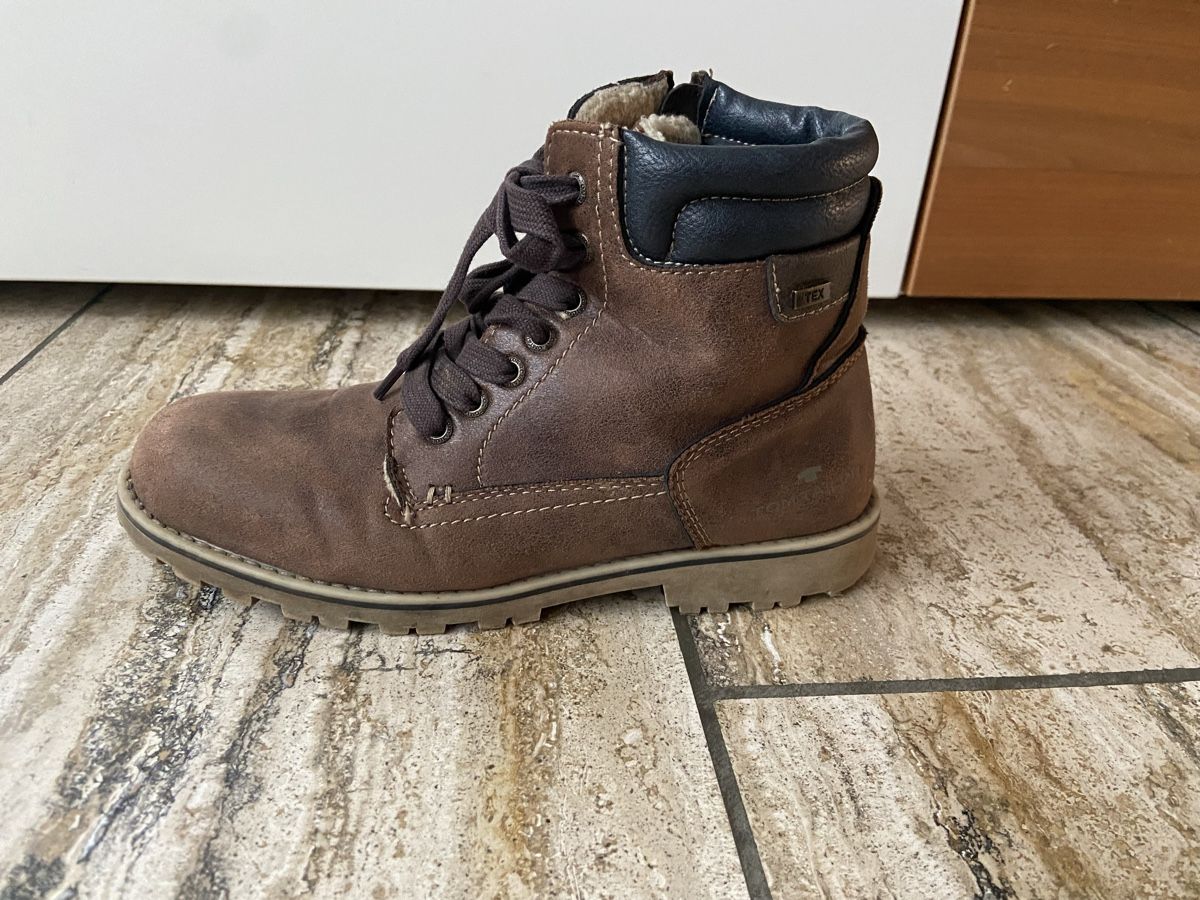 Tom Tailor Schuhe für Jungen: Tom Tailor Winterschuhe Grösse 39 – Gebraucht aus Nürensdorf von Yellowstone09 4