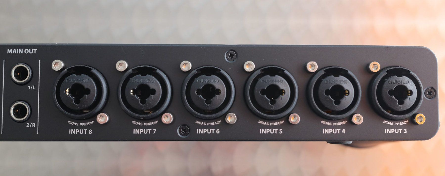 Behringer Equipement studio: Behringer U-PHORIA1820 USB-Audiointerface – D'occasion à Basel par PondstreetStudios 7