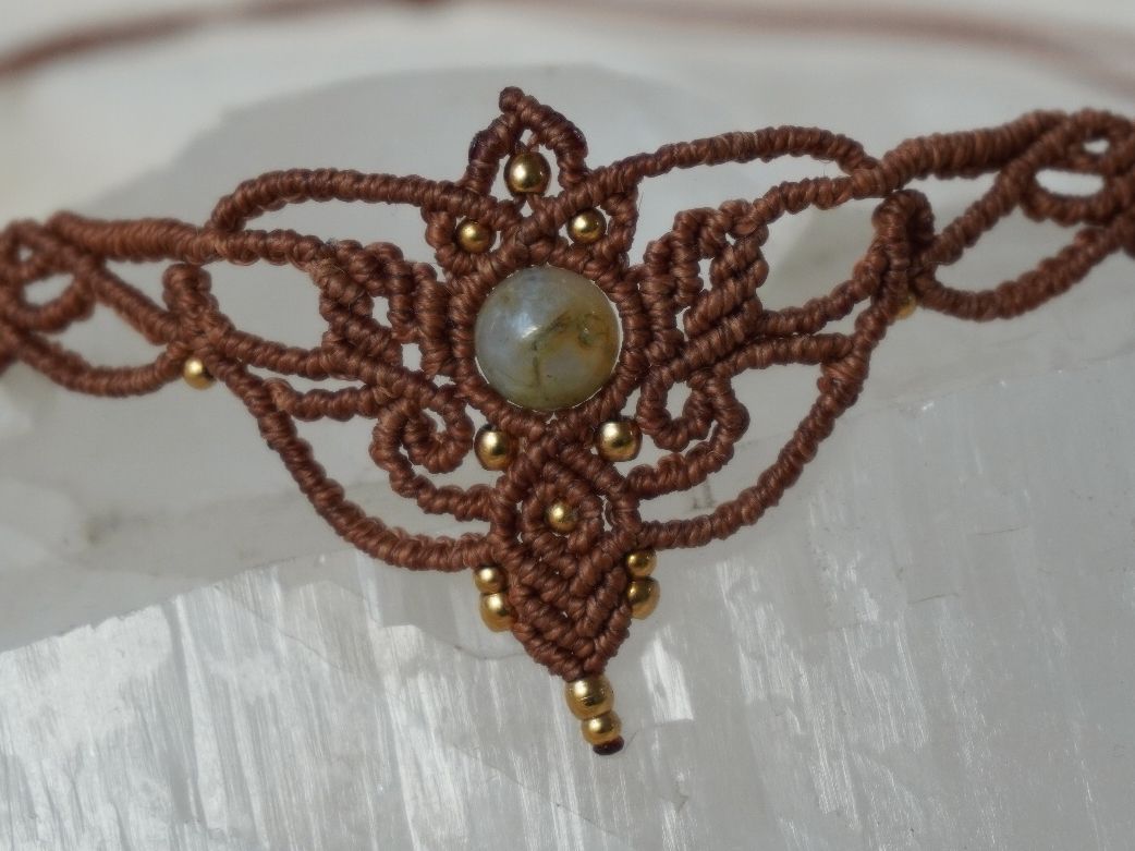 Catenine: Einzelstück - Makramee Halskette oder Tiara – Nuovo (secondo la descrizione) da Heerbrugg venduto da R.St27 2