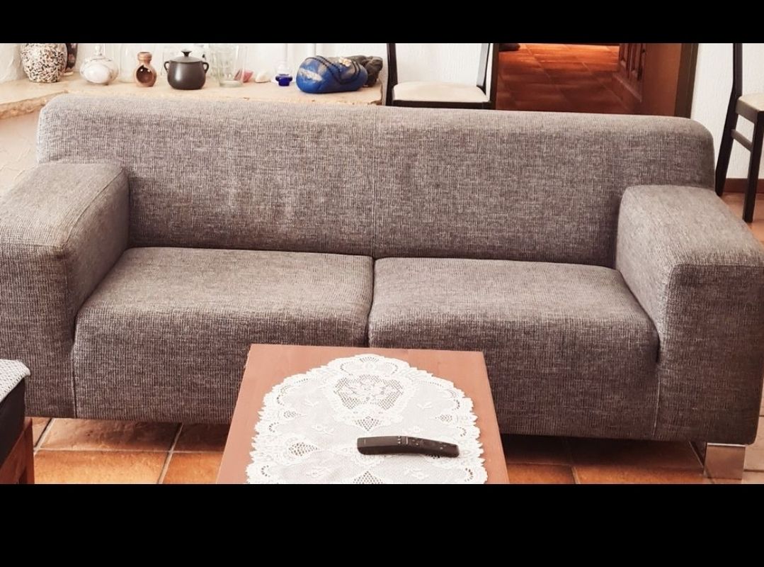 Divani: Sofa grau Stoff modern gute Zustand – Usato da Niederhasli venduto da Yuppy-Auktionen 2