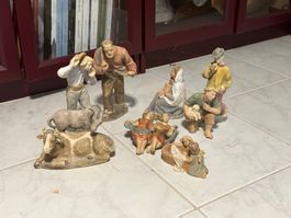 Verschiedene Vintage Ton Figuren