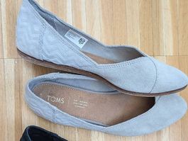 TOMS Ballerinas Gr 38 grau