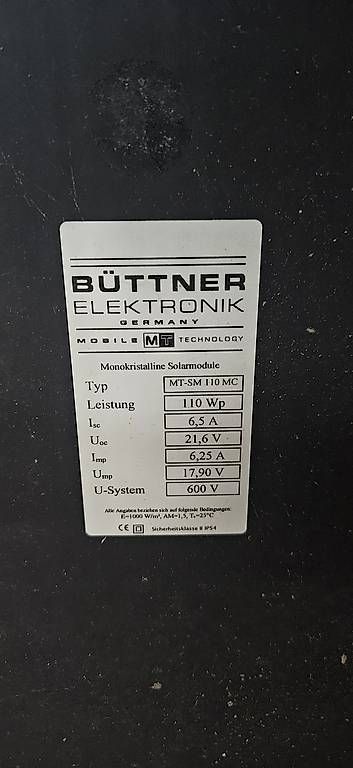 Dispositivi a energia solare: Büttner Solarpanel 110 Watt – Usato da Bonstetten venduto da Malikm