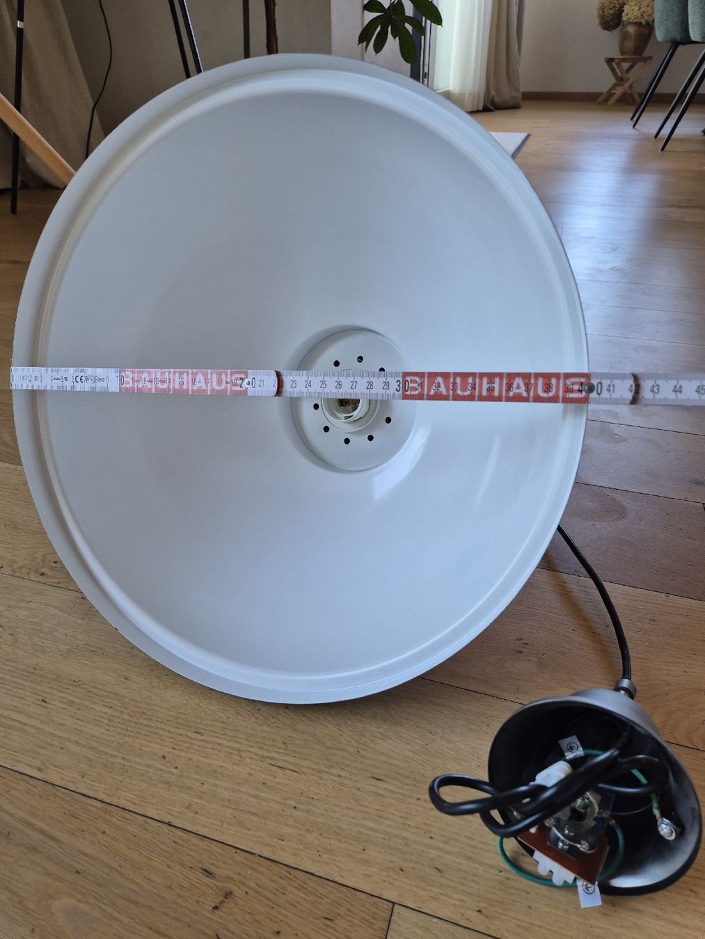 Lampade: Lampe suspension style industriel – Usato da Kriechenwil venduto da Overnaze 2