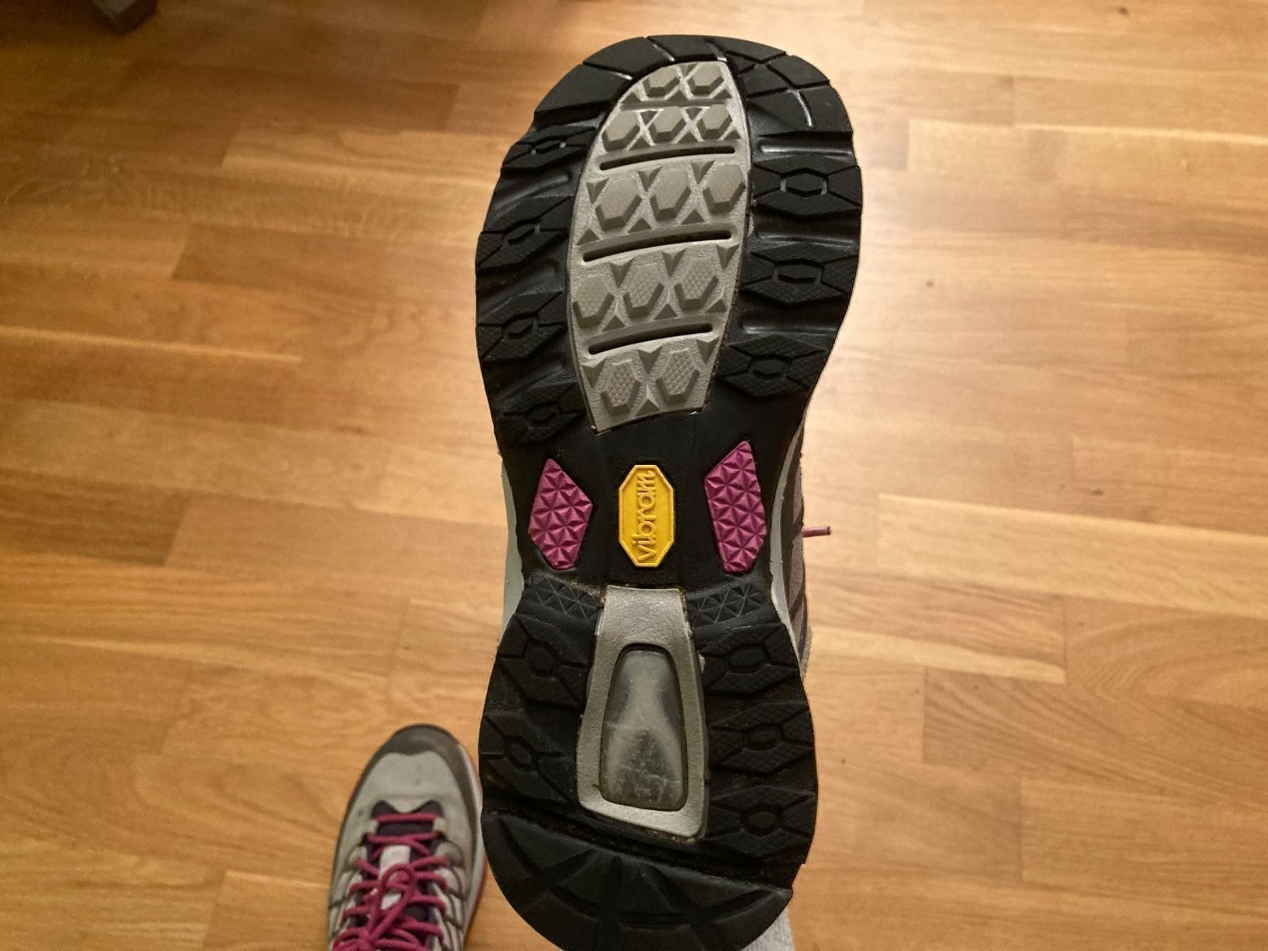 North Face Scarpe da donna: The North Face Damen Wanderschuhe 37.5 – Usato da Luzern venduto da AM2nd 5