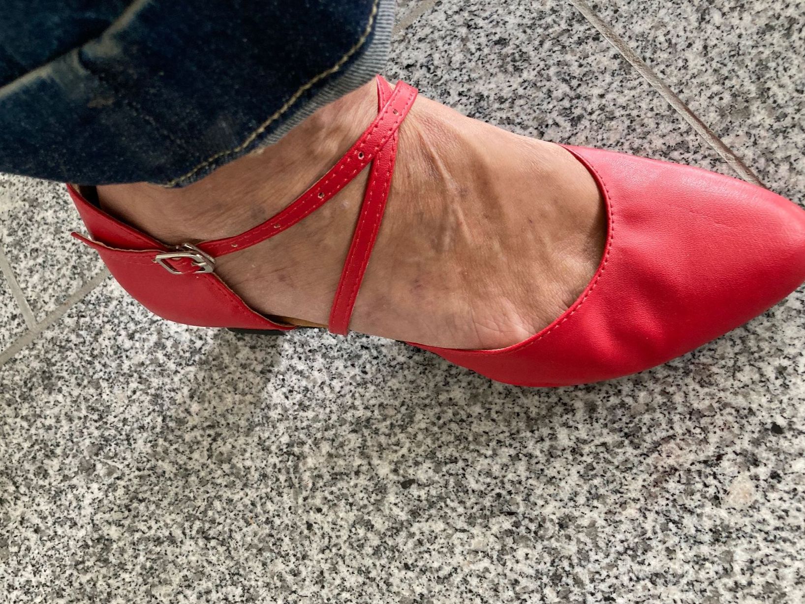 Scarpe da donna: Tanzschuhe neu Gr38,5 – Nuovo (secondo la descrizione) da Eschenbach SG venduto da verbascum 5