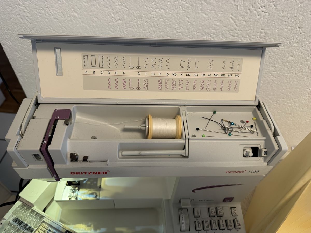 Macchine da cucire: Gritzner Tipmatic 1035 Nähmaschine – Usato da Zunzgen venduto da milesdavis76 3