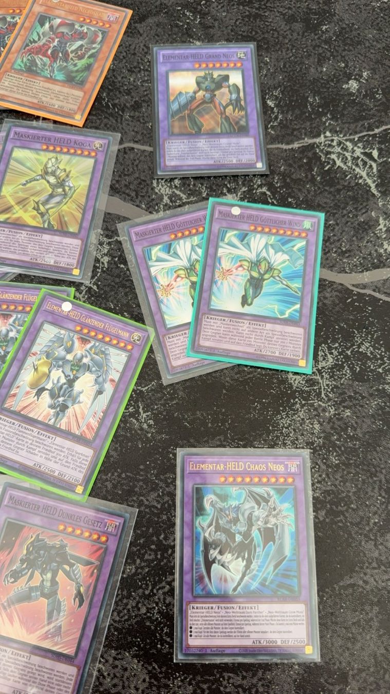 Yugioh Carte collezionabili: Yu-Gi-Oh! Maskierter HELD Collection – Usato da Frauenfeld venduto da tobiaskoestli1 3