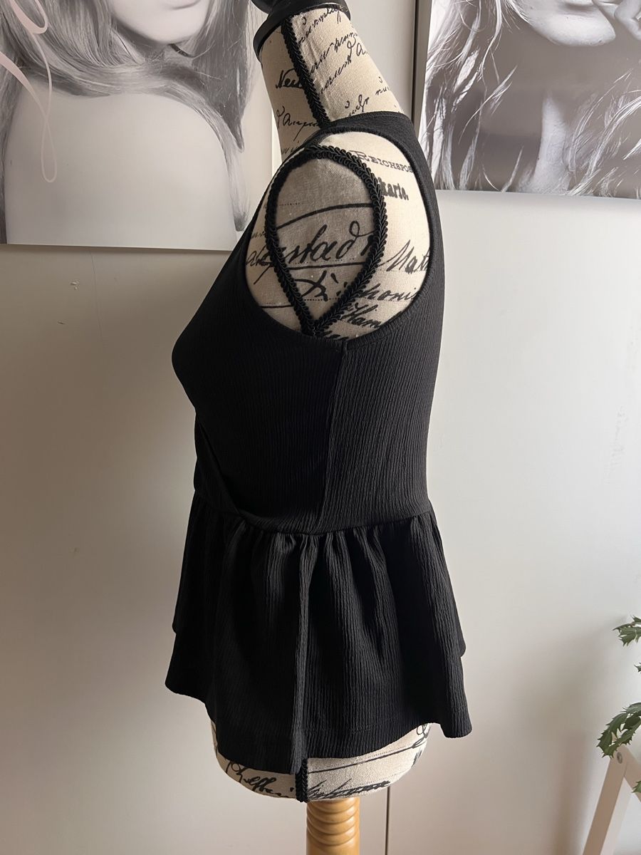 Anna Field Top: Anna Field Elegantes Wickel Top mit Peplum, Gr.S – Usato da Hünenberg See venduto da mississauga 4