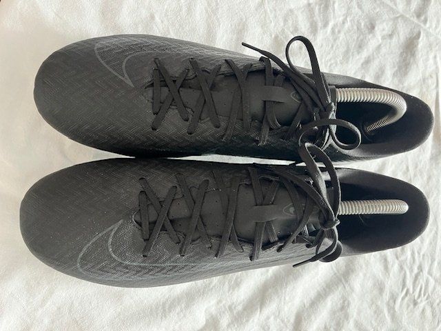 Nike Herrenschuhe: Fussball Schuhe – Gebraucht aus Aesch (Neftenbach) von rit_psr5