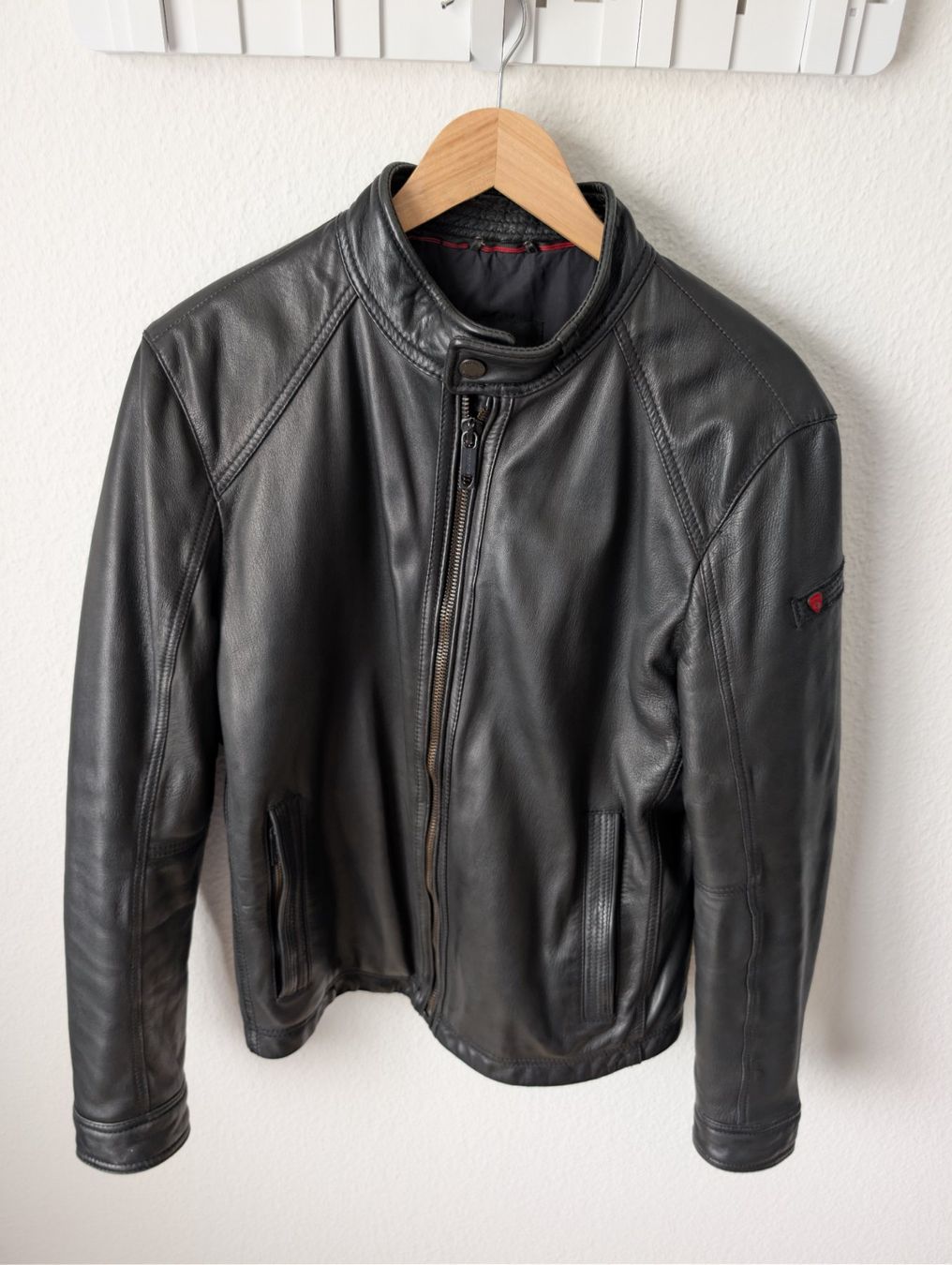 Giacche: Strellson Lederjacke – Usato da Steinmaur venduto da ShOWTeK