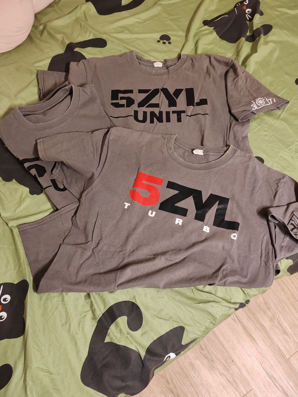 Kleiderpakete: 3x 5ZYL T-Shirts Gr. L – Gebraucht aus Untervaz von DoniWii1985