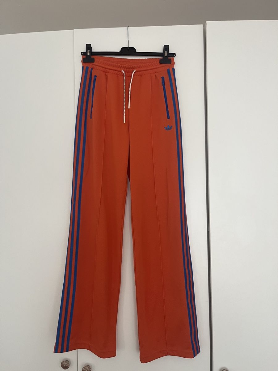 Adidas Pantaloni: Adidas Trackpants Orange/Blau Grösse S – Usato da Oberrieden venduto da sha_kzs8