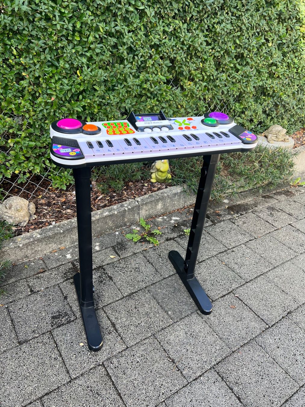 Spielzeuge: Elektronisches Spielzeug Klavier – Gebraucht aus Villigen von