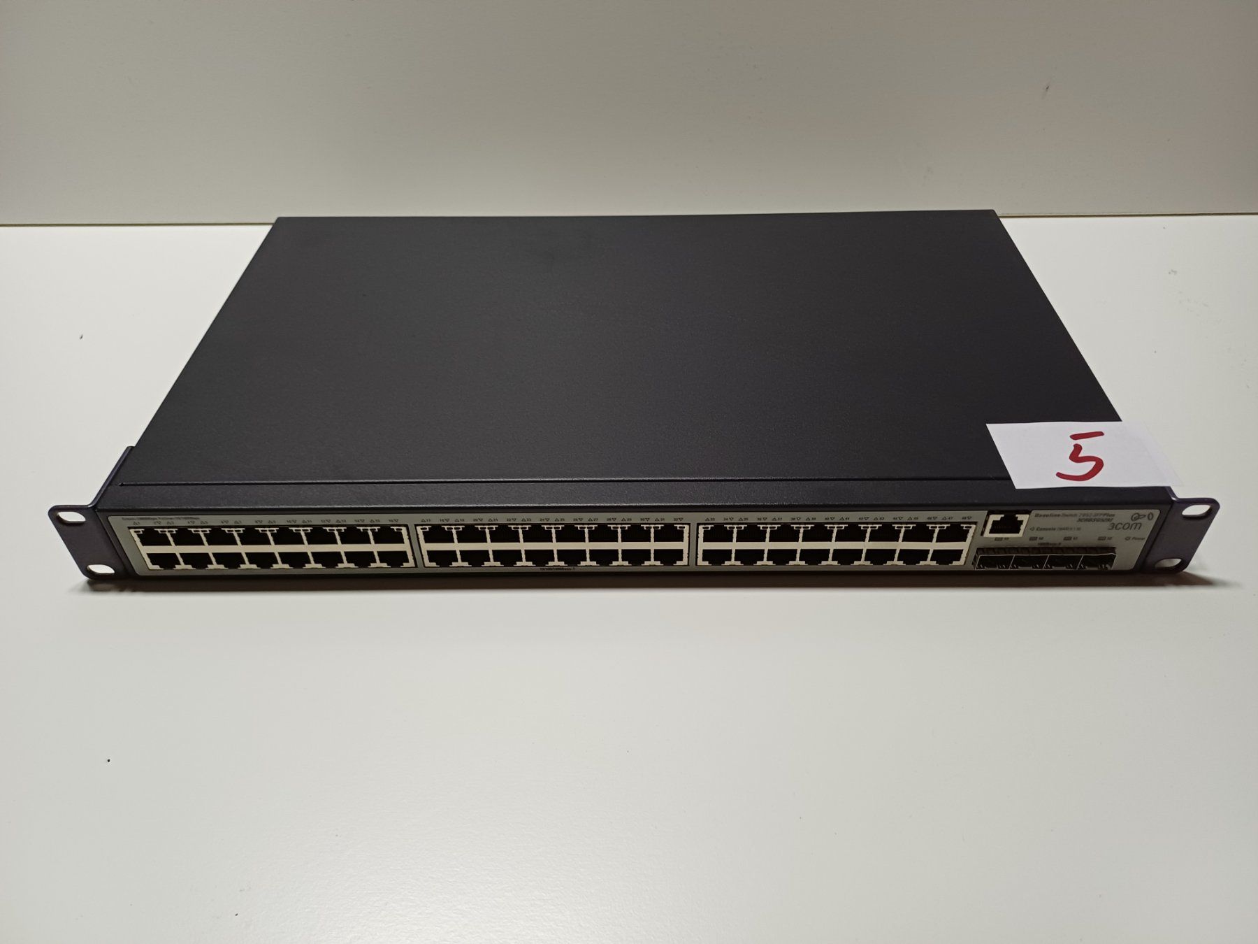 Hub & Switch: HP/3COM Switch 48 /4 GB Switch 2952SPF Plus – Usato da Gümligen venduto da Pogu1