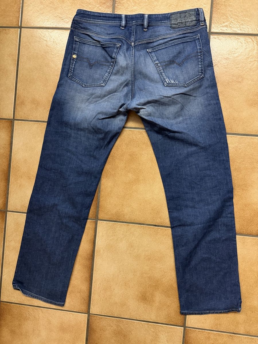 Diesel Jeans: 3 jeans DIESEL – Usato da Isérables venduto da Titi9 2
