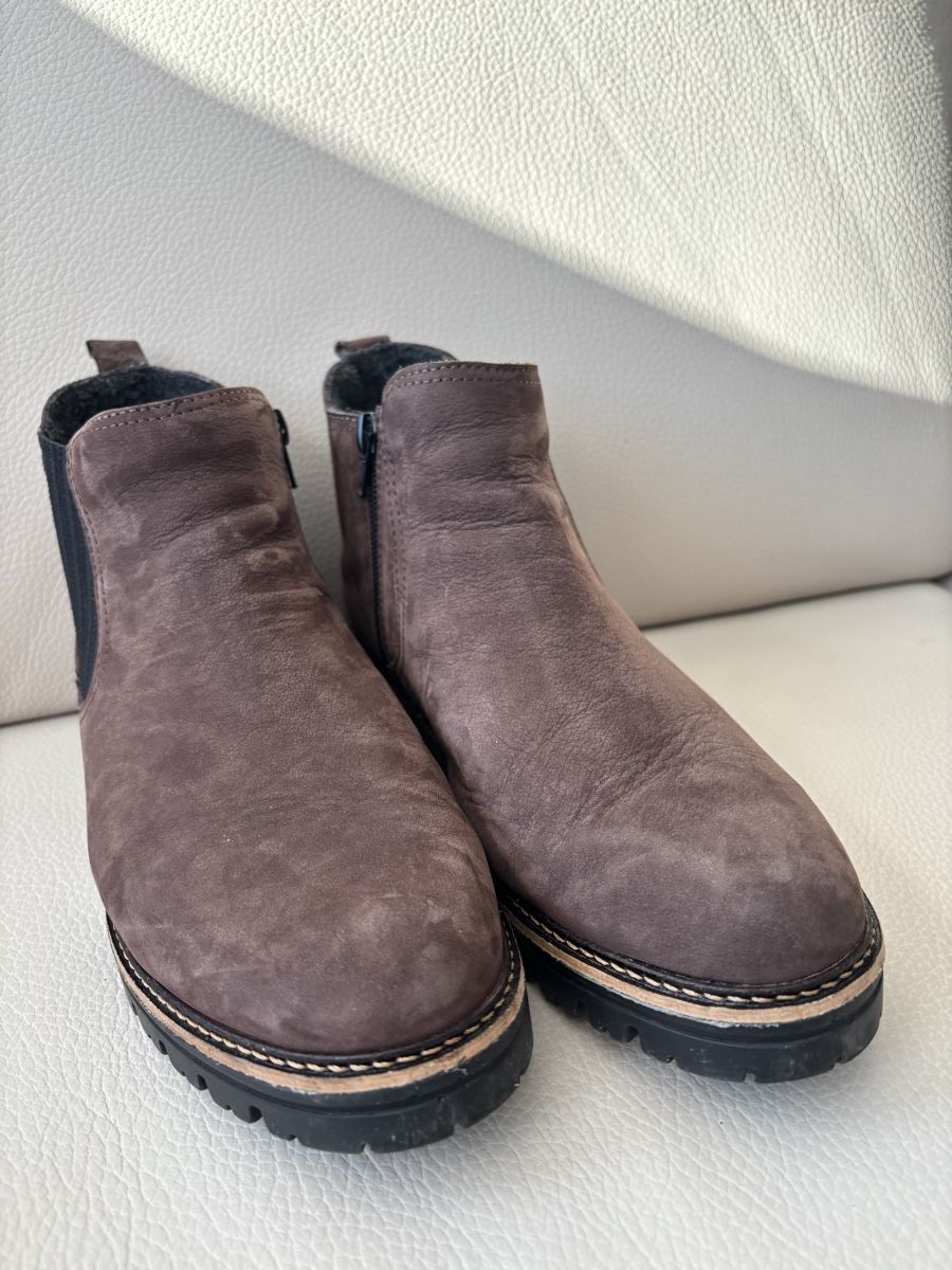 Damenschuhe: Damen Chelsea Boots Gr. 40 – Gebraucht aus Wald AR von bertli00