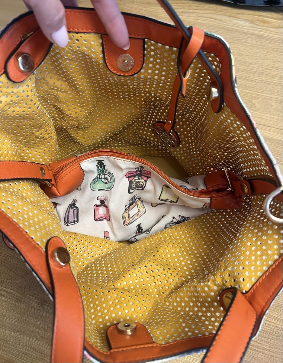 Borse da donna: farbiger Shopper mit Federn Optik und Innentasche – Usato da Wil SG venduto da WauWauBoutique 1