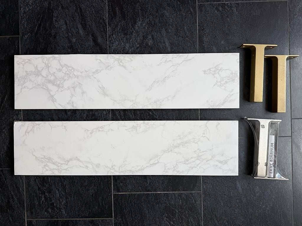 Ikea Regale: Ikea faux marble shelf x2 – Gebraucht aus Zürich von emi_j76q 2