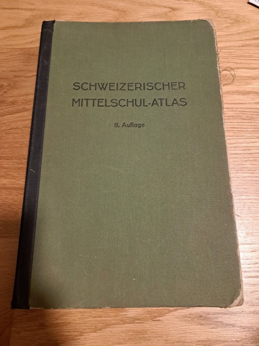 Libri: Atlas 1942 – Usato da Embrach venduto da YVBER