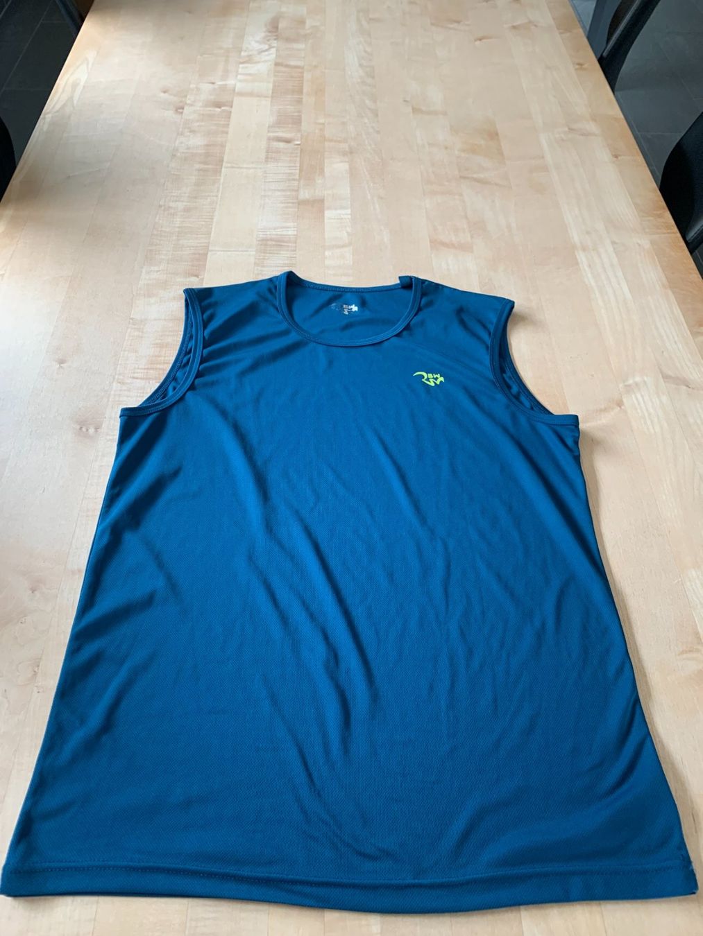 T-shirt: Herren-shirt Gr.XL – Nuovo (secondo la descrizione) da Azmoos venduto da Verwir64