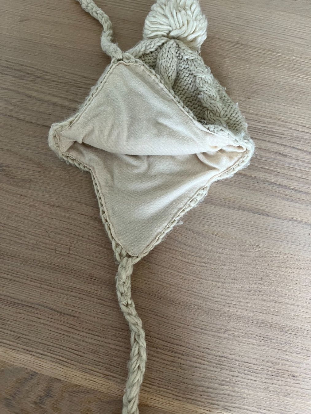 Altro abbigliamento per bambino: Mütze / Kappe Kinder weiss – Usato da Oberrieden venduto da mcl_g5vk 1