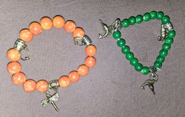 2 Perlenarmbänder bunt