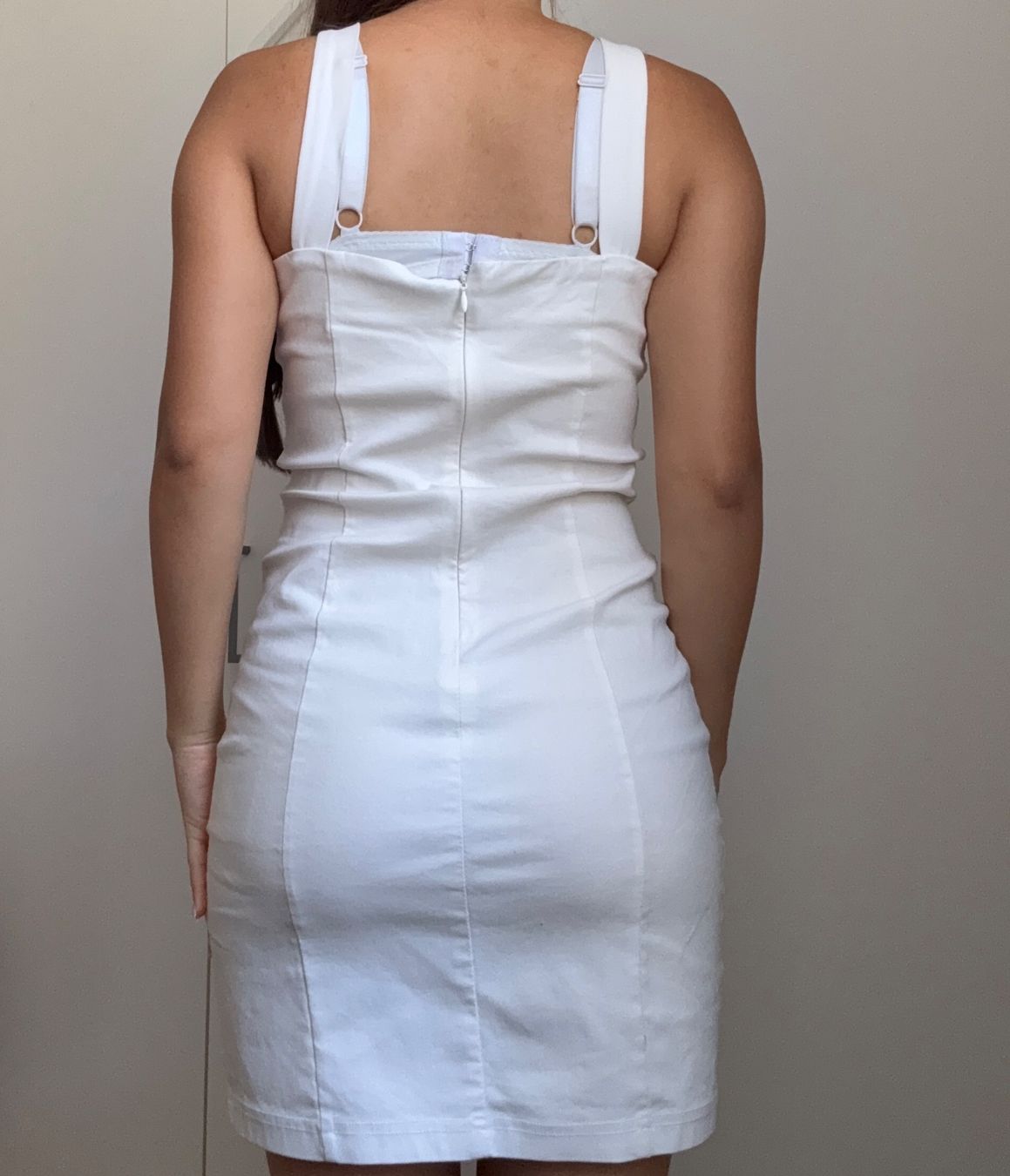 Vestiti: Robe blanche – Usato da Moudon venduto da TigerrrEye 2