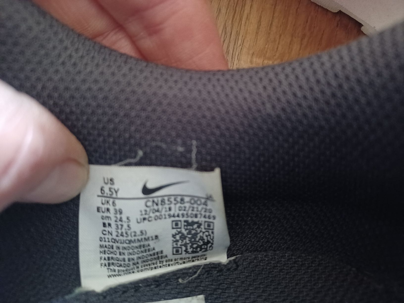 Nike Scarpe da donna: Nike Schuhe Grösse 39 – Usato da Bern venduto da hi-glu 2
