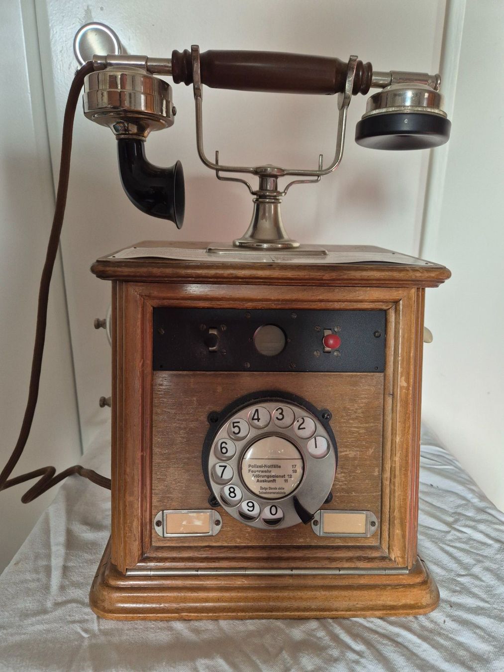 Telefoni: Telefon Tischstation – Usato da St. Gallen venduto da bea_69r5 1