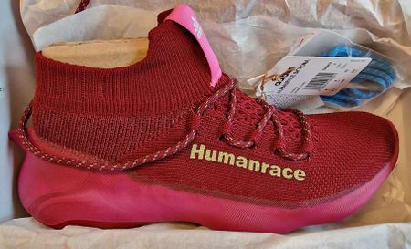 adidas x Pharrell Williams - Humanrace Sichona gr.42, neu