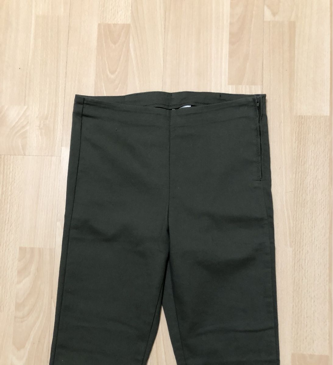 H&M Pantalons: H&M Hose Gr.38 – Neuf (Voir description) à Chur par vicky7 1