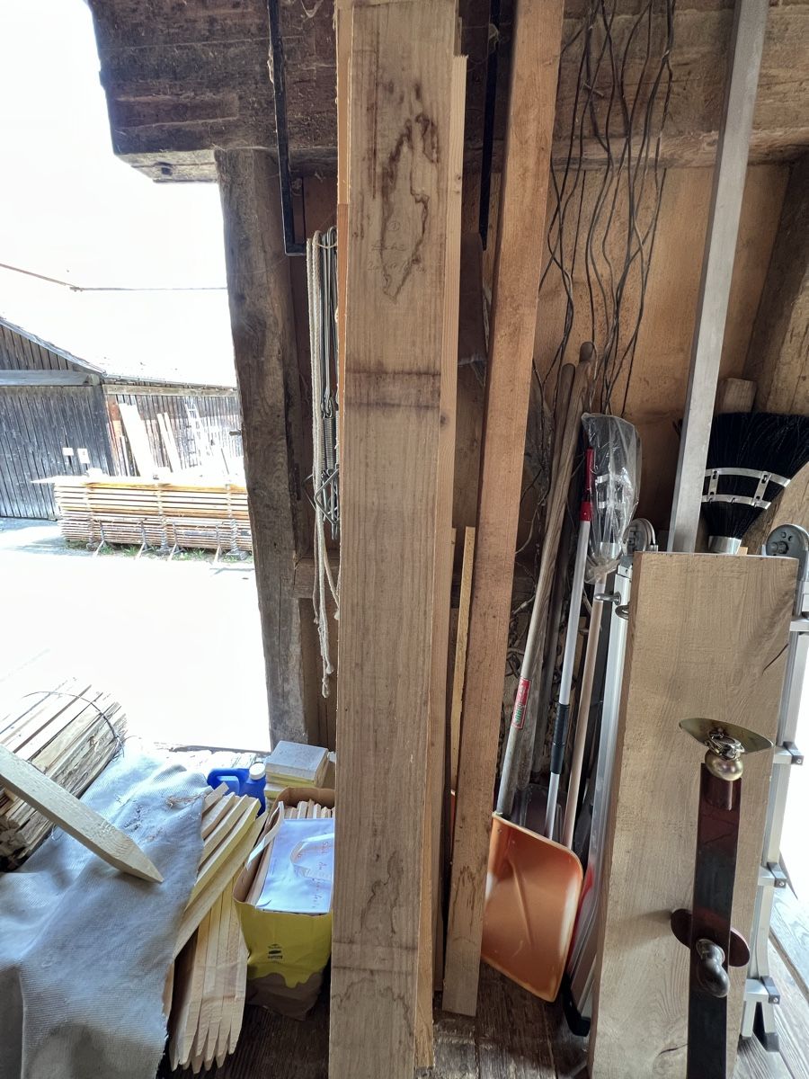 Articoli in legno: Hartholzbretter roh  – Nuovo (secondo la descrizione) da Ebnat Kappel venduto da butterfly60