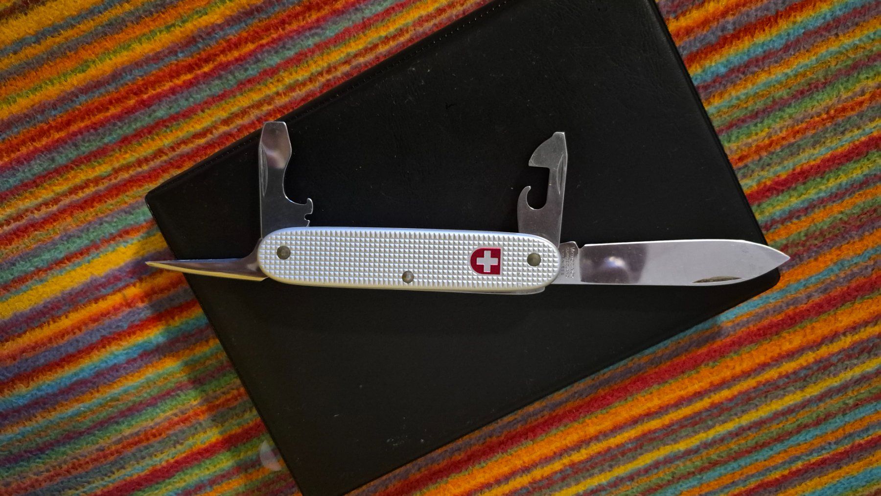 Victorinox Couteaux de poche: Taschenmesser Victorinox silber – D'occasion à Bonau par Jaco82 1