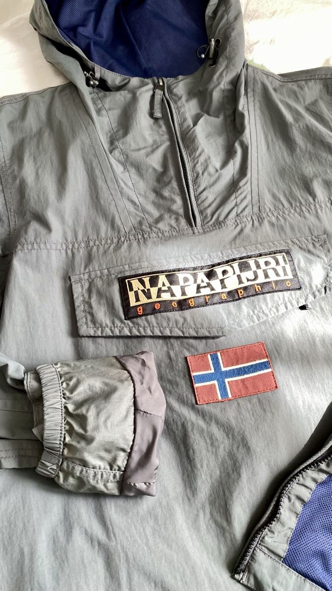 Napapijri Giacche: Napapijri Jacke grau Gr.L Meshfutter – Usato da St.Gallen venduto da LUMUMBA7 3