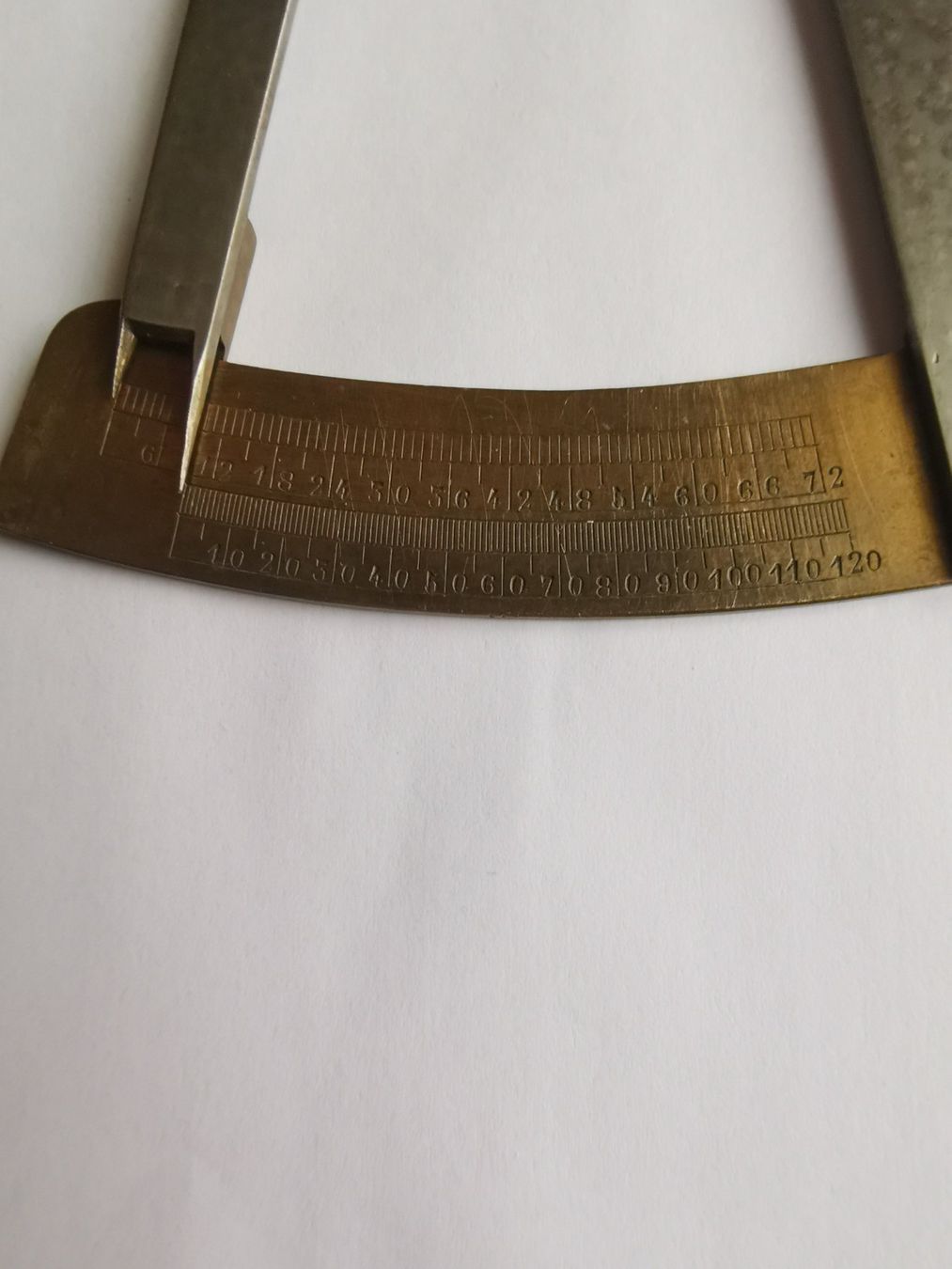 Misurare: Altes Präzisionsmessinstrument – Usato da Liestal venduto da Ciccoo 2