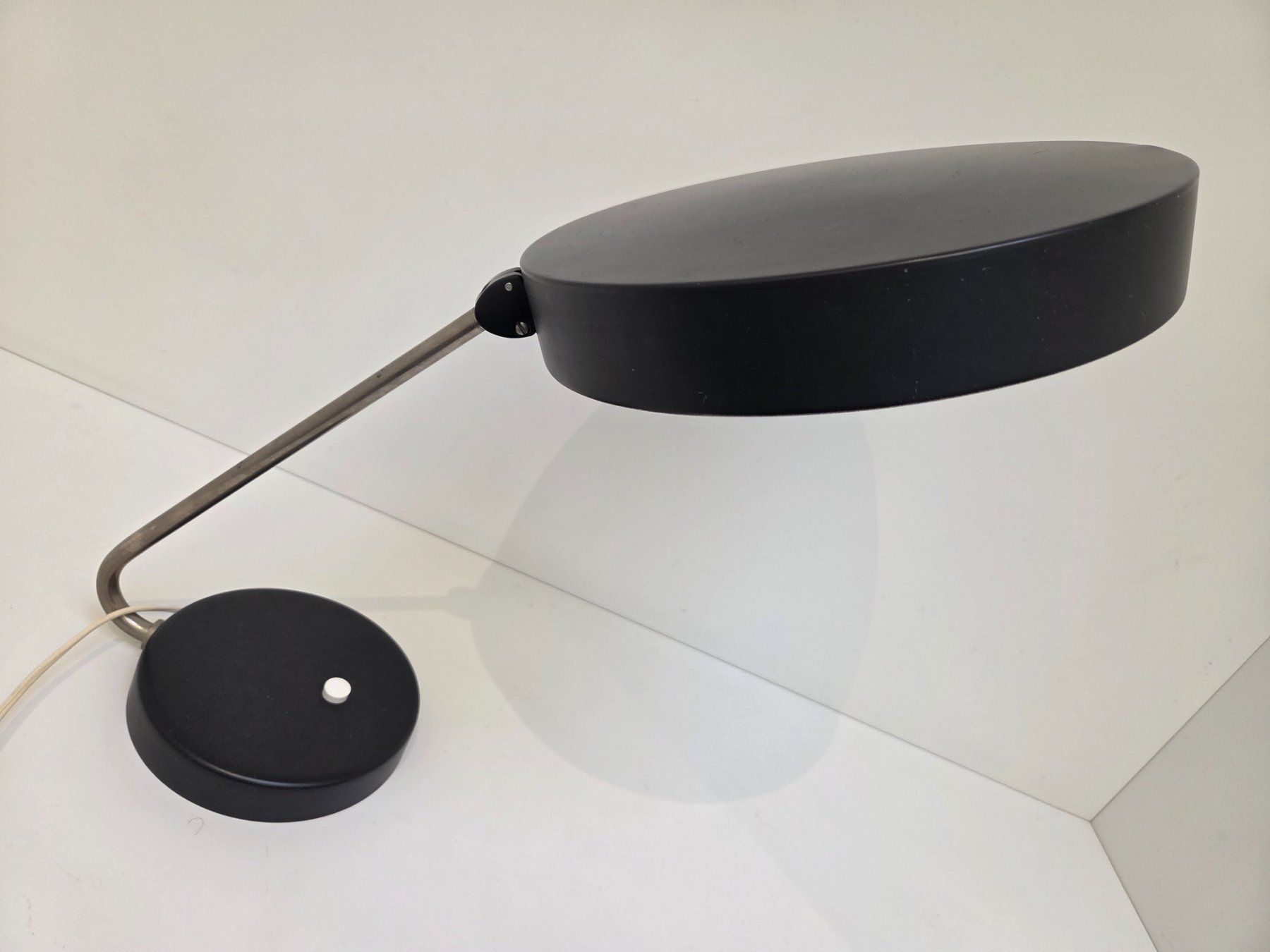 Kaiser Lampade: Design Tischlampe Kaiser Leuchten Idell 60er – Usato da Gersau venduto da pd-design-and-art 2