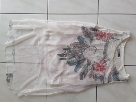 Wunderschönes T - SHIRT  Grösse M