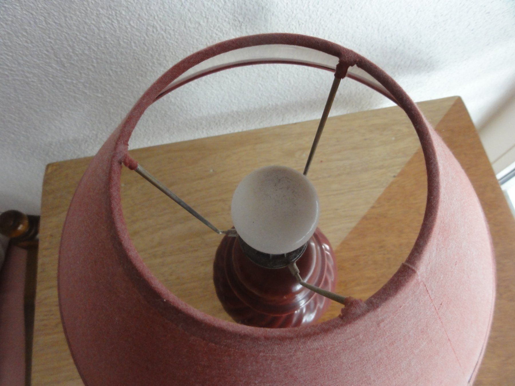 Lampade: rosa Tischlampe – Usato da Steffisburg venduto da Robinh.17 5