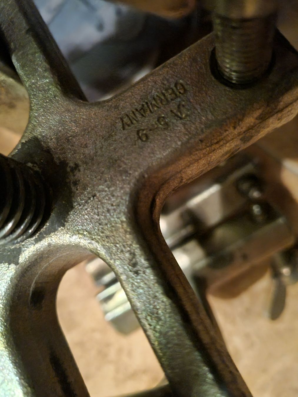 Tous les outils: Rohrschellspanner 5-9" – D'occasion à Strengelbach par san_89dc 1