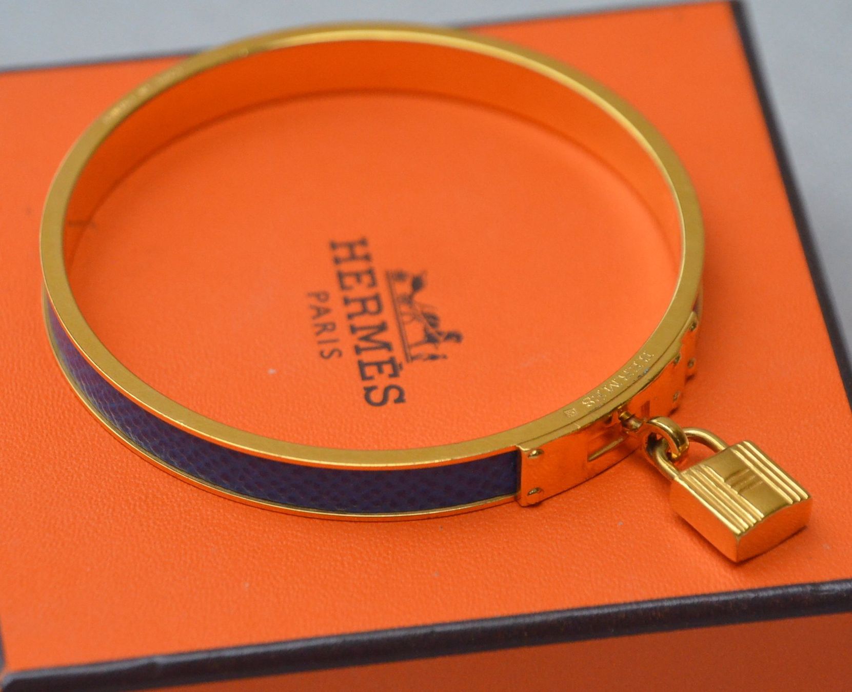 Hermès Bracciali & Braccialetti: Hermès Kelly Armband / bracelet – Usato da Collonges venduto da Auganien 7